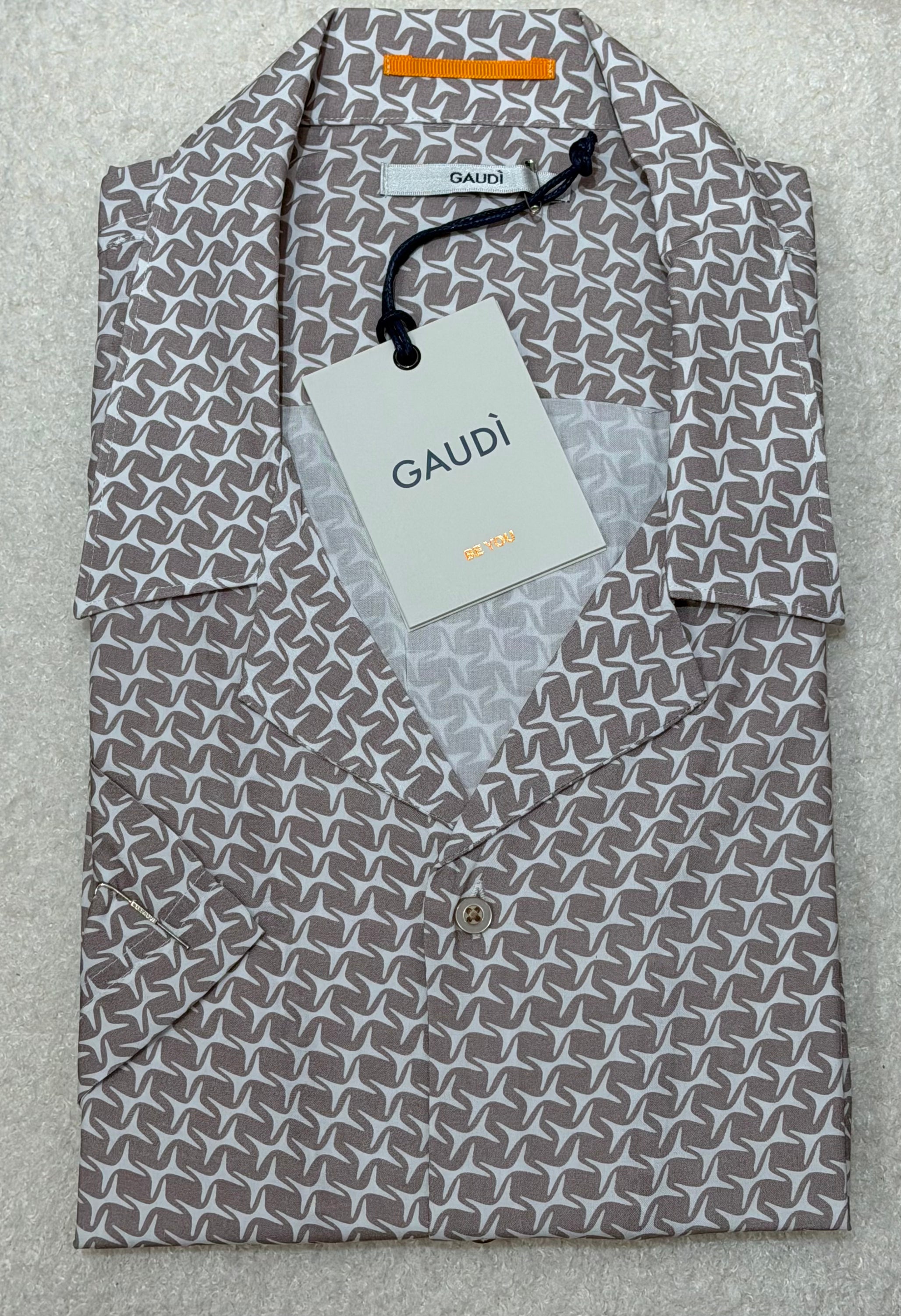 Chemise à manches courtes